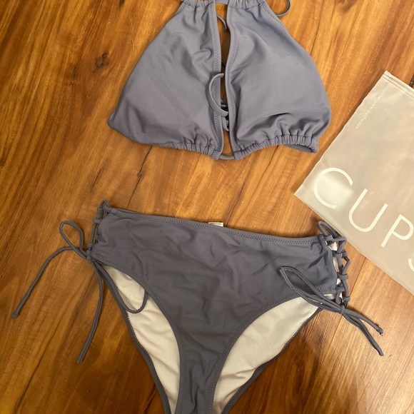 Cupshe Bikini - Picture 2 of 4